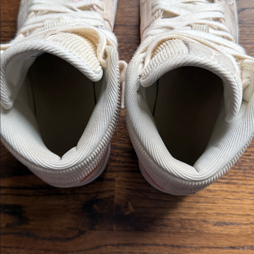 Air Jordan 1 Mid SE “Corduroy” – Women’s 9 - Picture 6 of 7